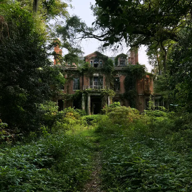Obscure Haunted Locations of the South Obscure Haunted Locations of the South